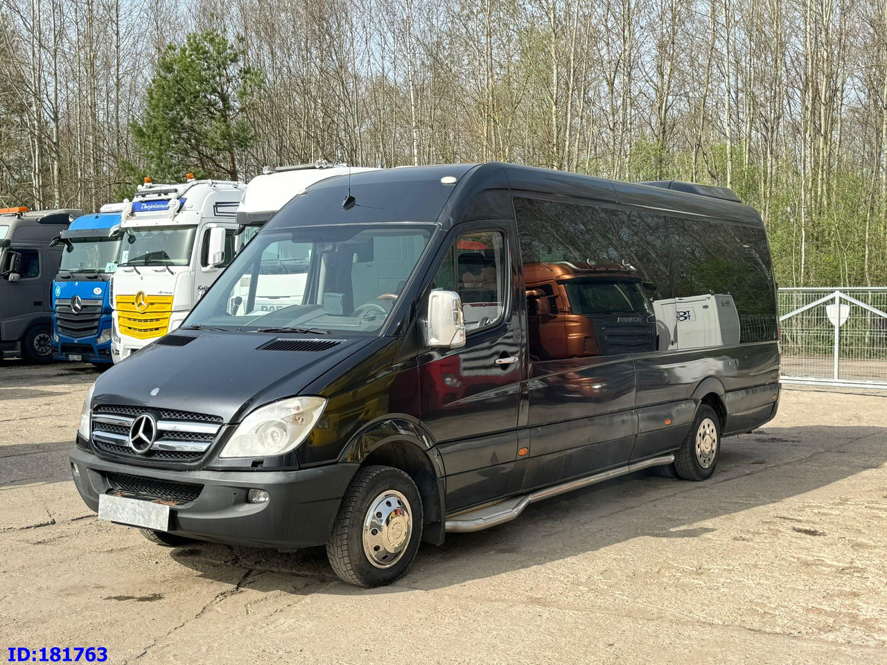 MERCEDES-BENZ Sprinter 518 - VIP - 17 Seater - Minibuss, Persontransport: bild 1 MERCEDES-BENZ Sprinter 518 - VIP - 17 Seater - Minibuss, Persontransport: bild 1