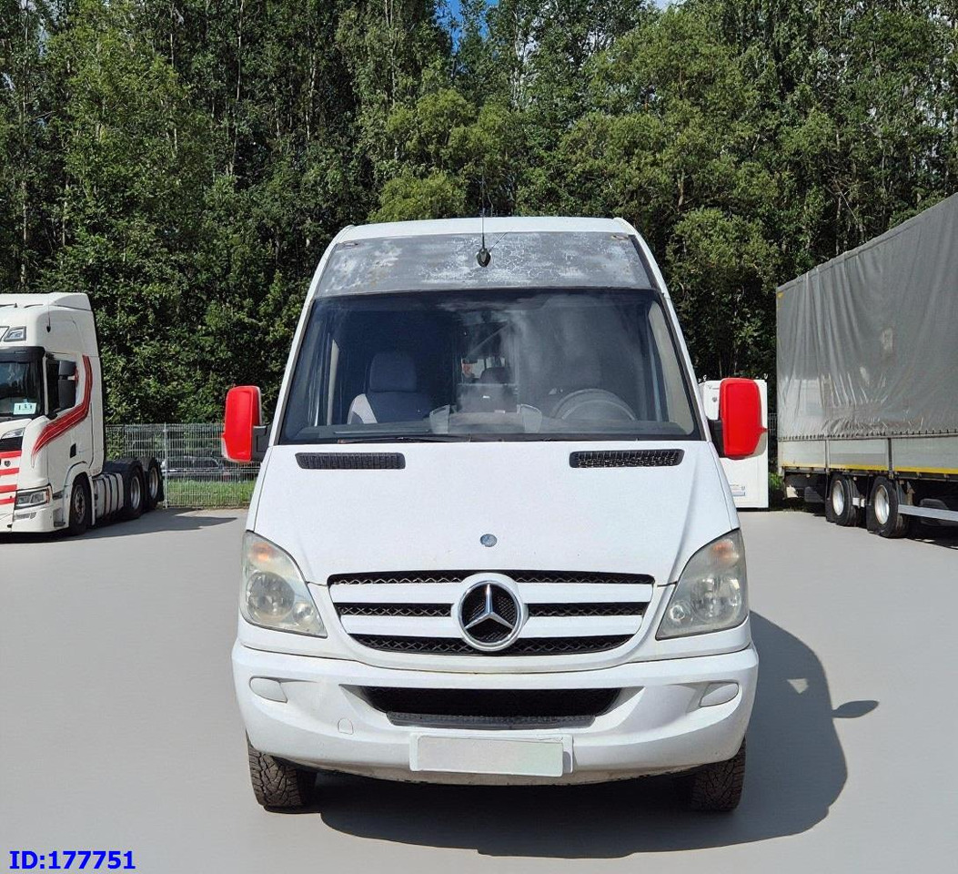 MERCEDES-BENZ Sprinter 518 - VIP - 17-seater - Minibuss, Persontransport: bild 2 MERCEDES-BENZ Sprinter 518 - VIP - 17-seater - Minibuss, Persontransport: bild 2