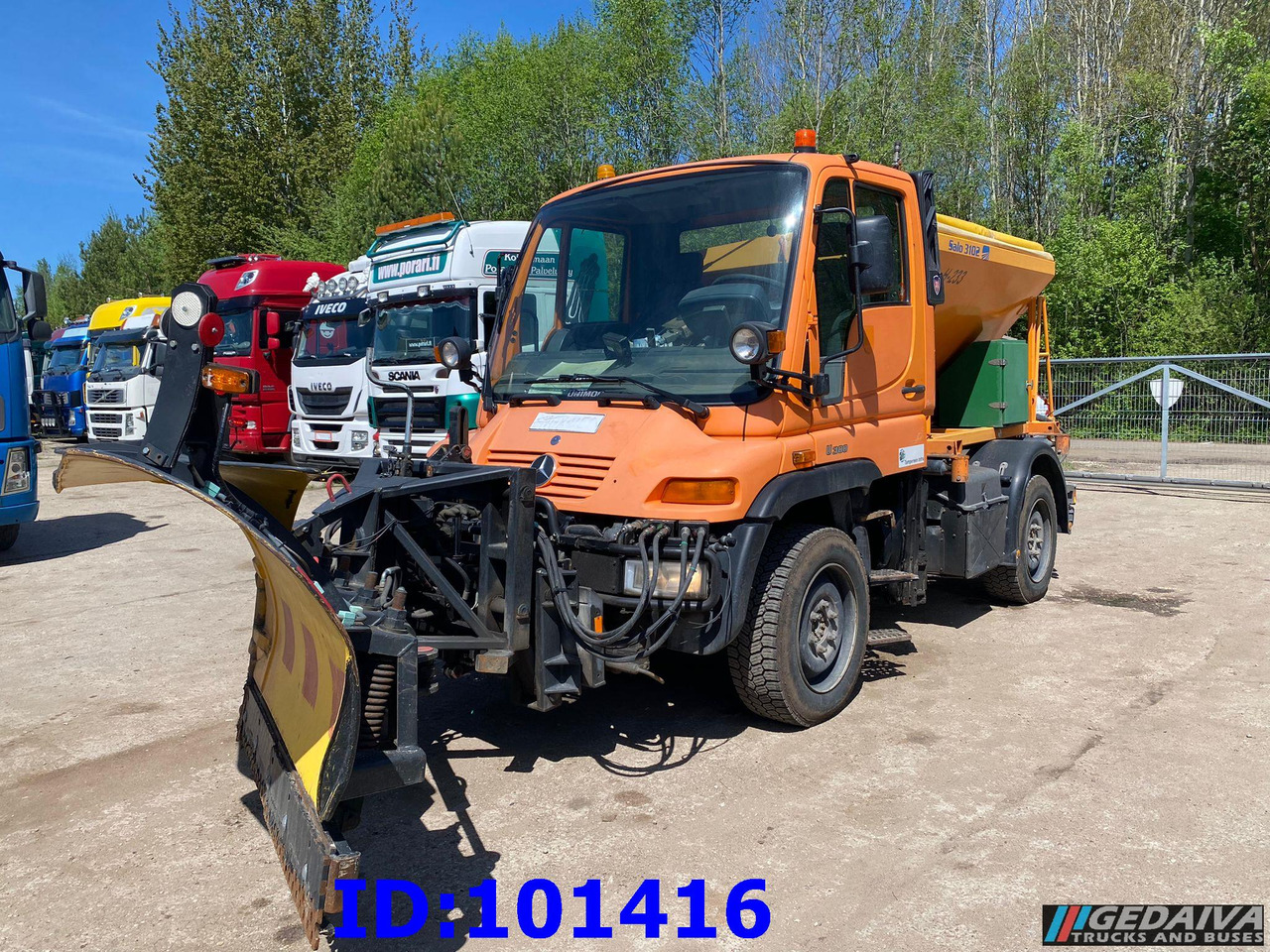 MERCEDES-BENZ Unimog U300 4X4 - Plogbil: bild 1 MERCEDES-BENZ Unimog U300 4X4 - Plogbil: bild 1