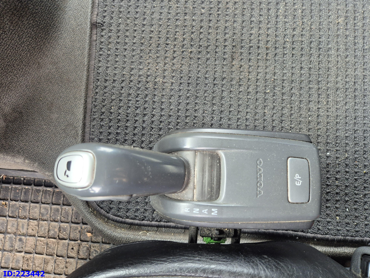 Lastbil med skåp VOLVO FH13 480HP 6X2: bild 19 Lastbil med skåp VOLVO FH13 480HP 6X2: bild 19