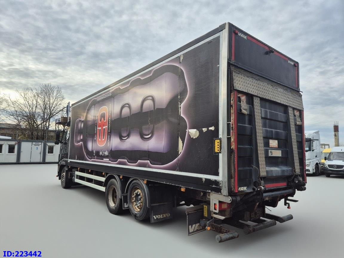 Lastbil med skåp VOLVO FH13 480HP 6X2: bild 11 Lastbil med skåp VOLVO FH13 480HP 6X2: bild 11