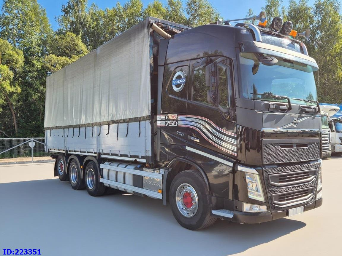VOLVO FH16 750HP - 8x4-Steering axle - Kapellbil: bild 2 VOLVO FH16 750HP - 8x4-Steering axle - Kapellbil: bild 2