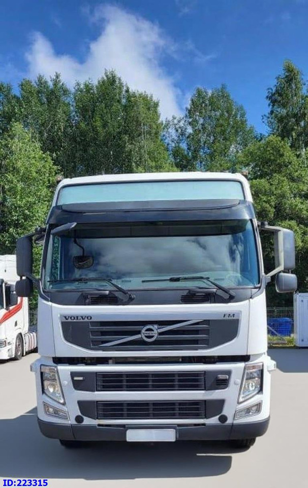 VOLVO FM13 500HP 6x2 Euro5 - Chassi lastbil: bild 2 VOLVO FM13 500HP 6x2 Euro5 - Chassi lastbil: bild 2