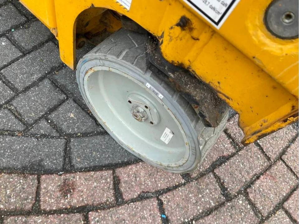 Haulotte Compact 14 - Saxlift: bild 4 Haulotte Compact 14 - Saxlift: bild 4