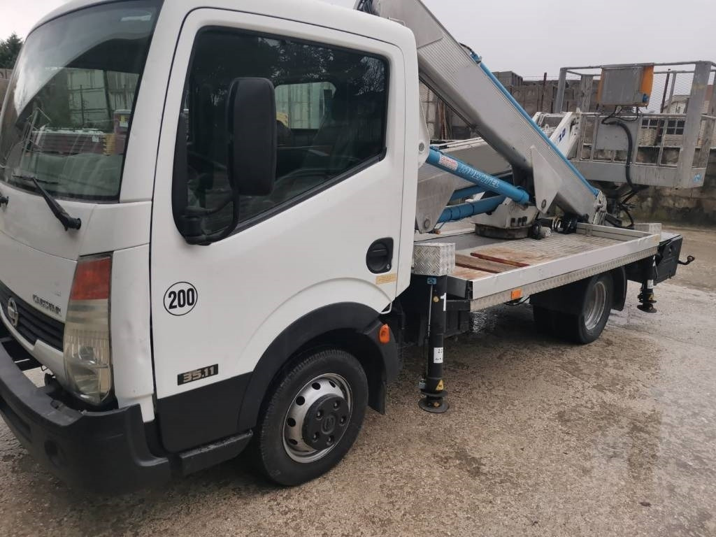 Multitel MX 200  - Billift: bild 4 Multitel MX 200  - Billift: bild 4