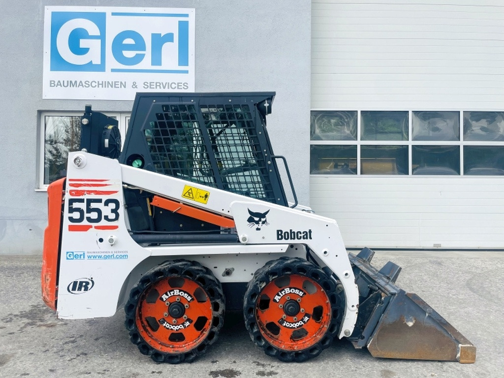 Bobcat 553 (3998) - Kompaktlastare/ Slirstyrda lastare: bild 3 Bobcat 553 (3998) - Kompaktlastare/ Slirstyrda lastare: bild 3