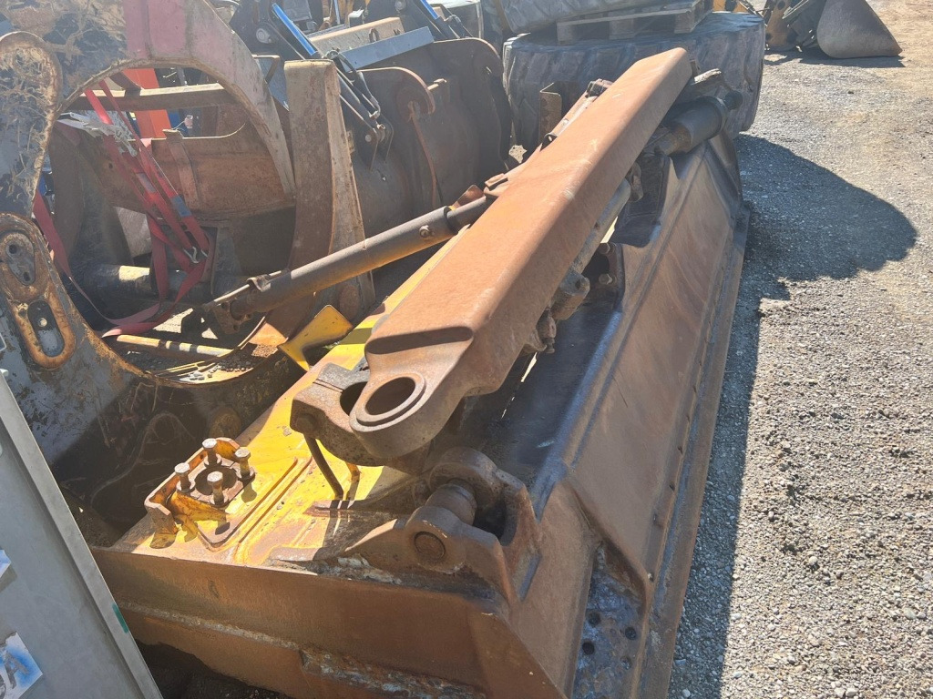 Bulldozer Komatsu D 65 EX-15 (110158): bild 13 Bulldozer Komatsu D 65 EX-15 (110158): bild 13