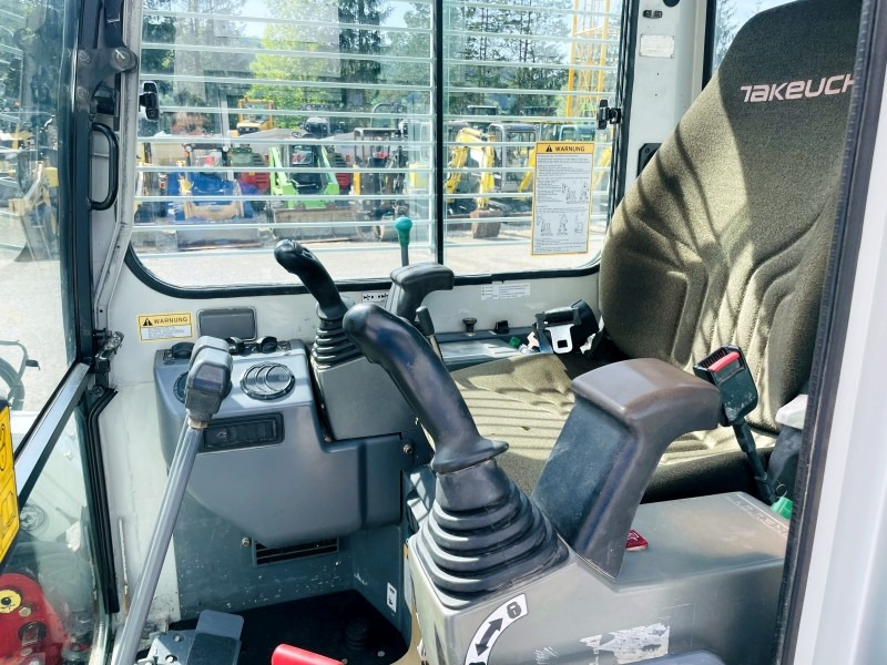 Takeuchi TB138FR (3775) - Minigrävmaskin: bild 5 Takeuchi TB138FR (3775) - Minigrävmaskin: bild 5