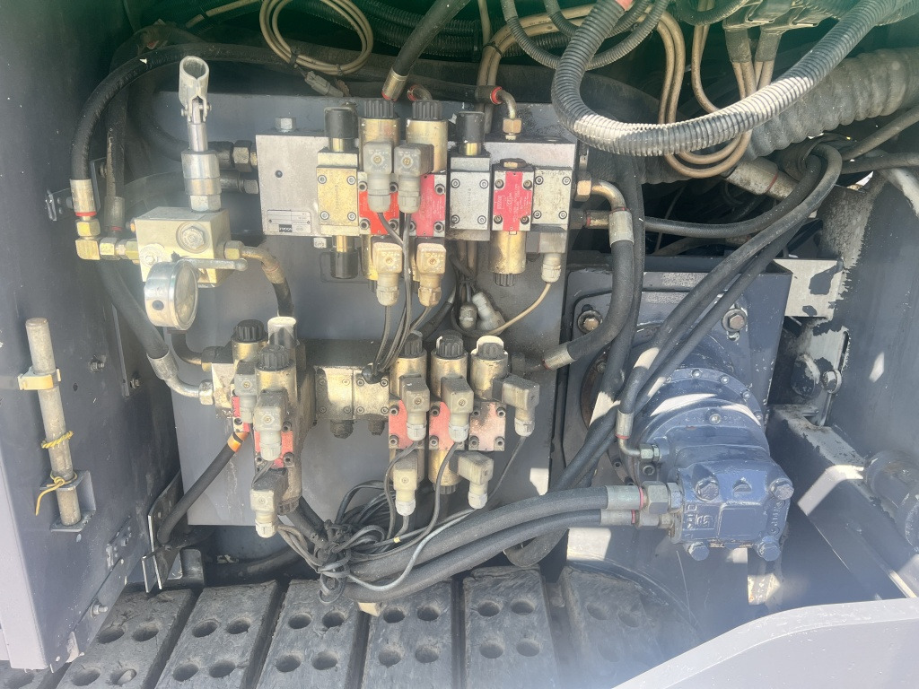 Asfaltläggare Vögele Super 1800-1 Typ: 07.82 (111585): bild 10 Asfaltläggare Vögele Super 1800-1 Typ: 07.82 (111585): bild 10