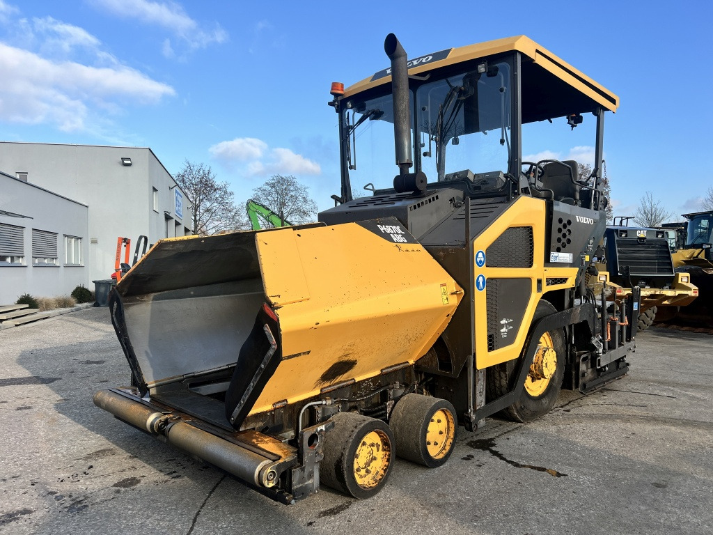 Volvo 6870 C (111414) - Asfaltläggare: bild 2 Volvo 6870 C (111414) - Asfaltläggare: bild 2