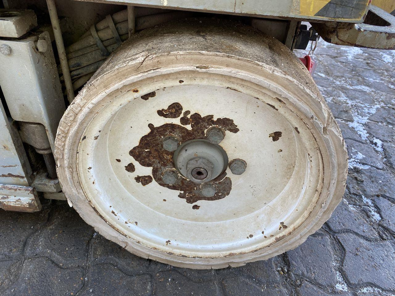 Saxlift Skyjack SJ3220: bild 6 Saxlift Skyjack SJ3220: bild 6