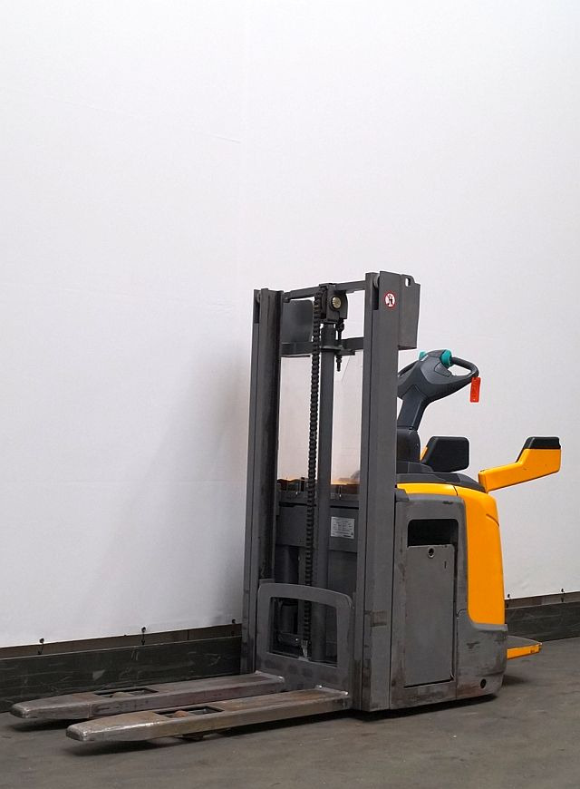 Jungheinrich ERC215 - Staplare: bild 1 Jungheinrich ERC215 - Staplare: bild 1