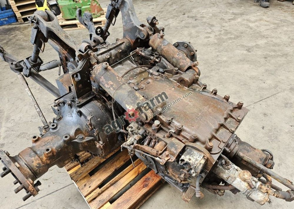 MOST TYLNY I SKRZYNIA BIEGÓW FENDT 716 - Växellåda: bild 3 MOST TYLNY I SKRZYNIA BIEGÓW FENDT 716 - Växellåda: bild 3