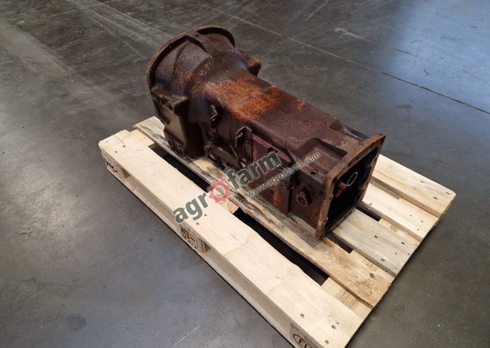 Skrzynia biegów New Holland T4.75 - Växellåda: bild 2 Skrzynia biegów New Holland T4.75 - Växellåda: bild 2