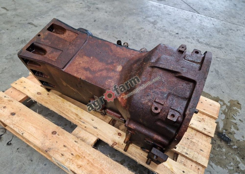 Skrzynia biegów New Holland T5040 - Växellåda: bild 2 Skrzynia biegów New Holland T5040 - Växellåda: bild 2