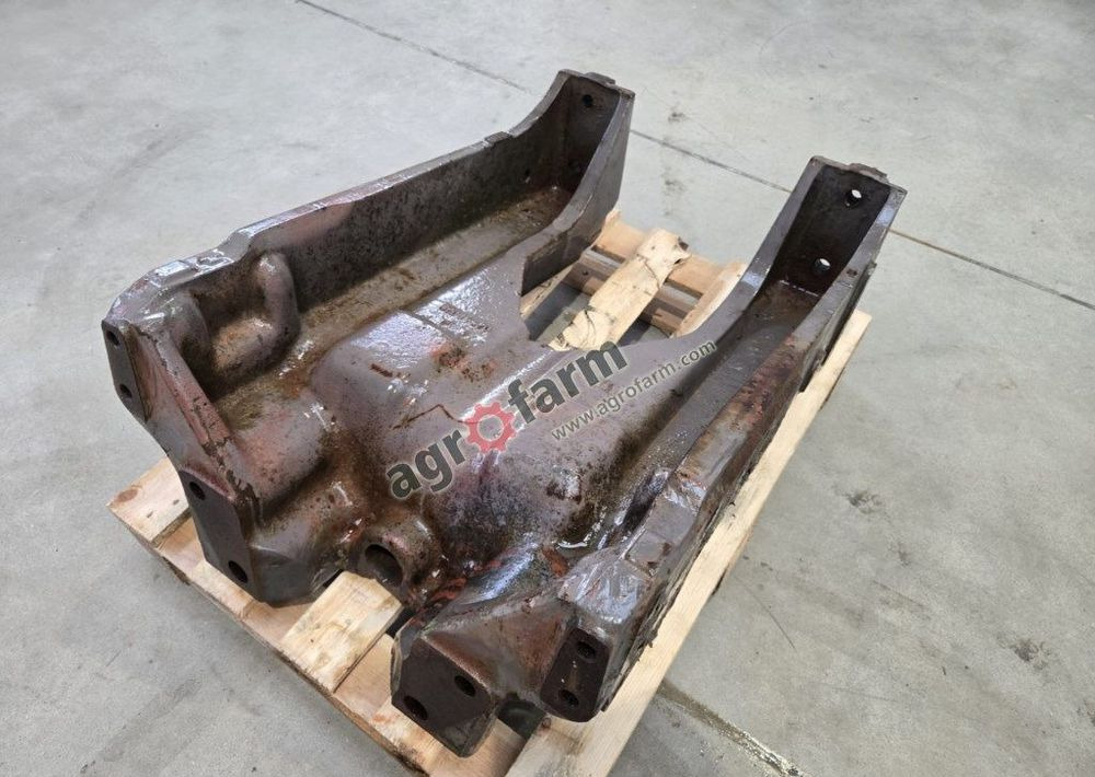 Suport przedni Massey Ferguson 6170, 6180, 6190 - Karosseri och exteriör: bild 4 Suport przedni Massey Ferguson 6170, 6180, 6190 - Karosseri och exteriör: bild 4