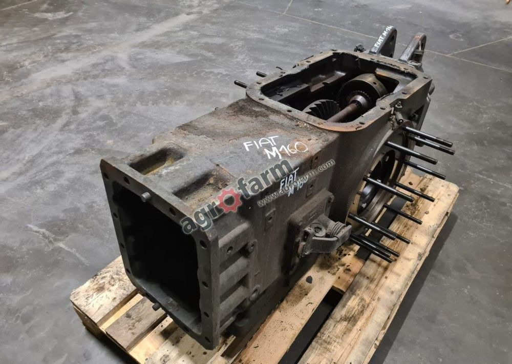 Tylny most Fiat New Holland M160 515752 - Växellåda: bild 1 Tylny most Fiat New Holland M160 515752 - Växellåda: bild 1