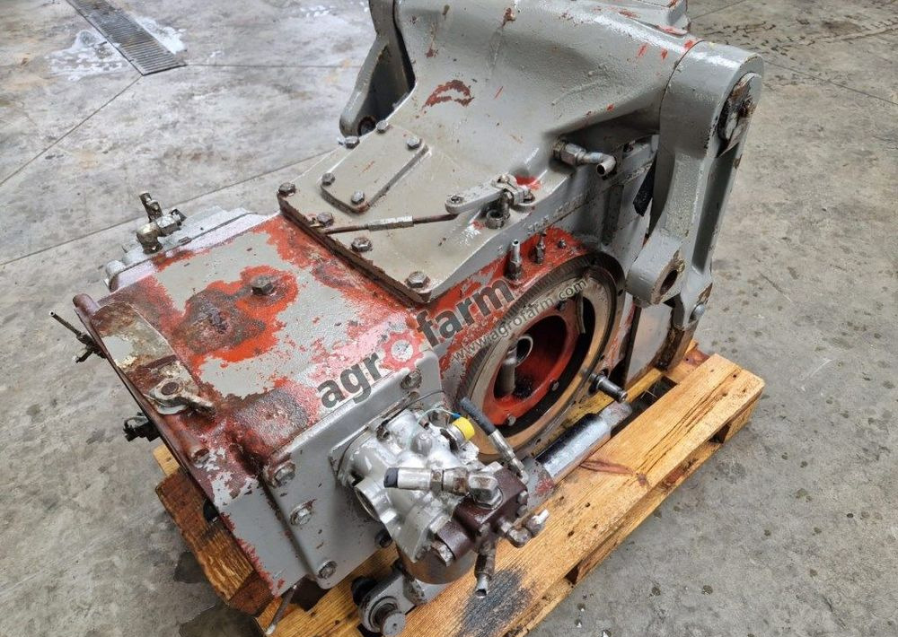 Tylny most Massey Ferguson 2640 - Transmission: bild 4 Tylny most Massey Ferguson 2640 - Transmission: bild 4