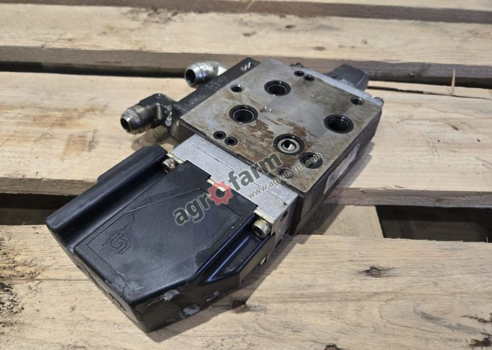 Zawór hydrauliczny PVG32, Valtra T171, T181, T191 - Hydraulik: bild 2 Zawór hydrauliczny PVG32, Valtra T171, T181, T191 - Hydraulik: bild 2