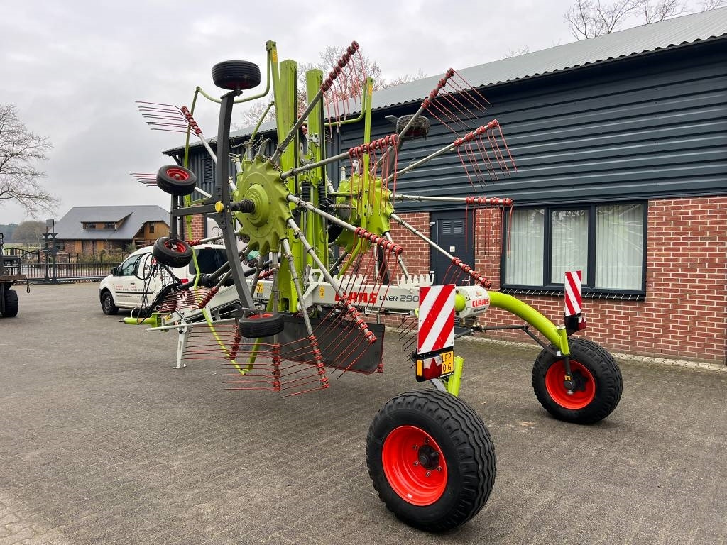 Claas Liner 2900 - Hövändare: bild 3 Claas Liner 2900 - Hövändare: bild 3