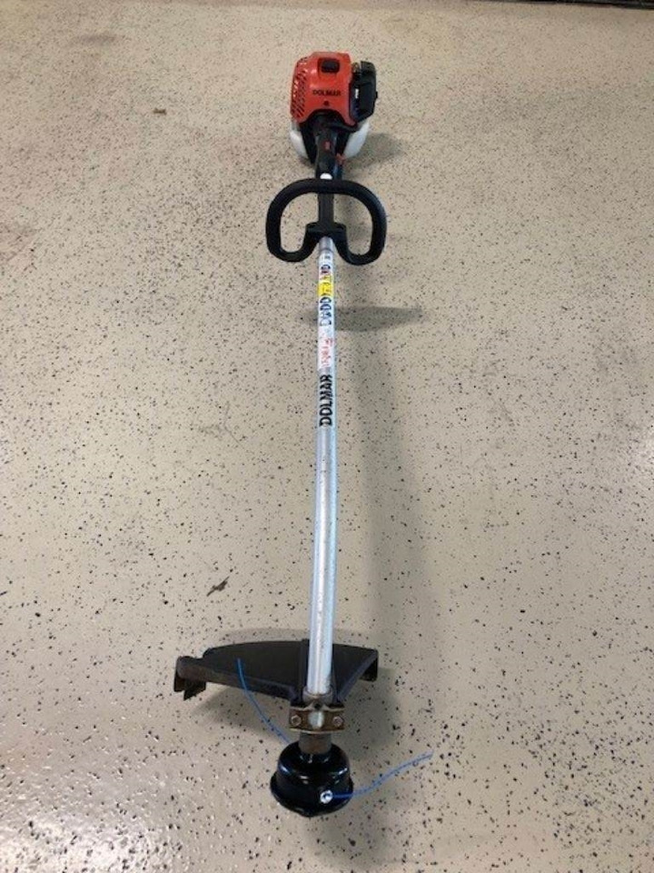 Dolmar LT-246.4 - Gräsklippare: bild 1 Dolmar LT-246.4 - Gräsklippare: bild 1