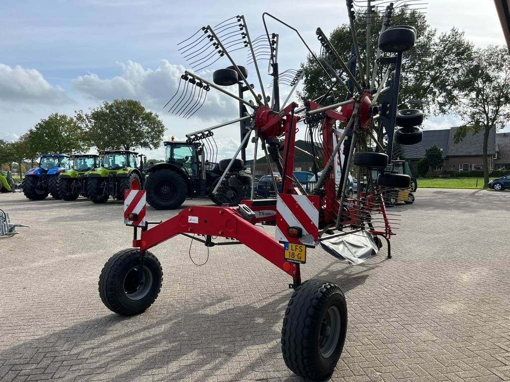 Fella TS 880 - Hövändare: bild 5 Fella TS 880 - Hövändare: bild 5