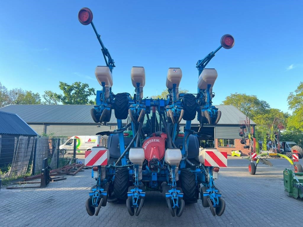 Monosem NG PLUS 8 - Precisionssåmaskin: bild 2 Monosem NG PLUS 8 - Precisionssåmaskin: bild 2