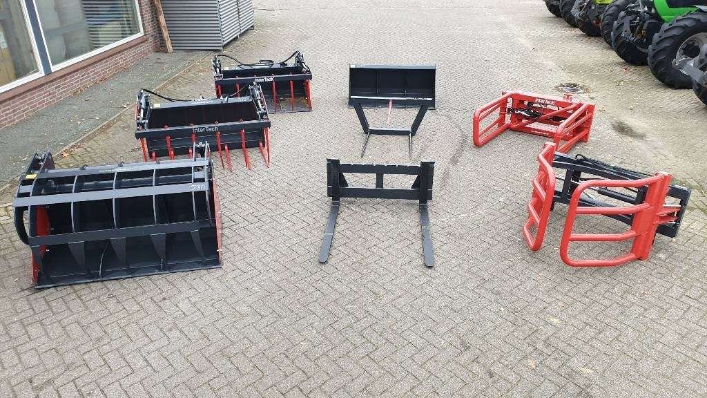 Inter-Tech Grondbak, Mestgreep, Pelikaanbak, Ronde, Vierkante - Tillbehör för Lantbruksmaskiner: bild 1 Inter-Tech Grondbak, Mestgreep, Pelikaanbak, Ronde, Vierkante - Tillbehör för Lantbruksmaskiner: bild 1