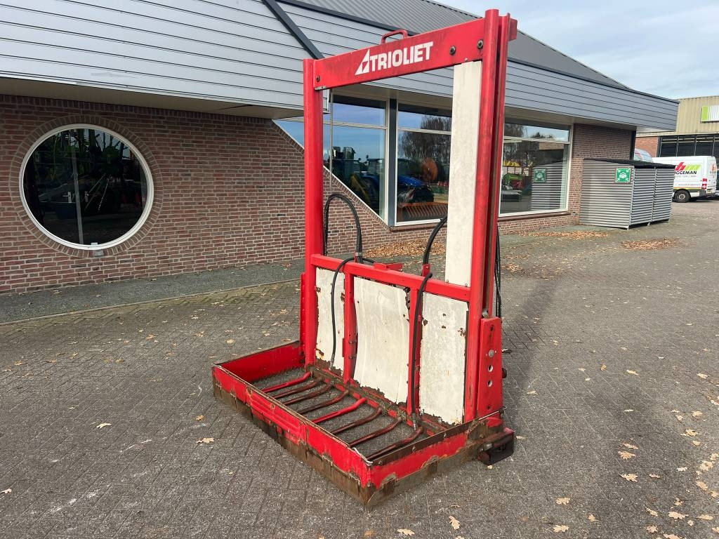Trioliet TU 170 kuilvoersnijder - Utrustning för uppfödnings: bild 1 Trioliet TU 170 kuilvoersnijder - Utrustning för uppfödnings: bild 1