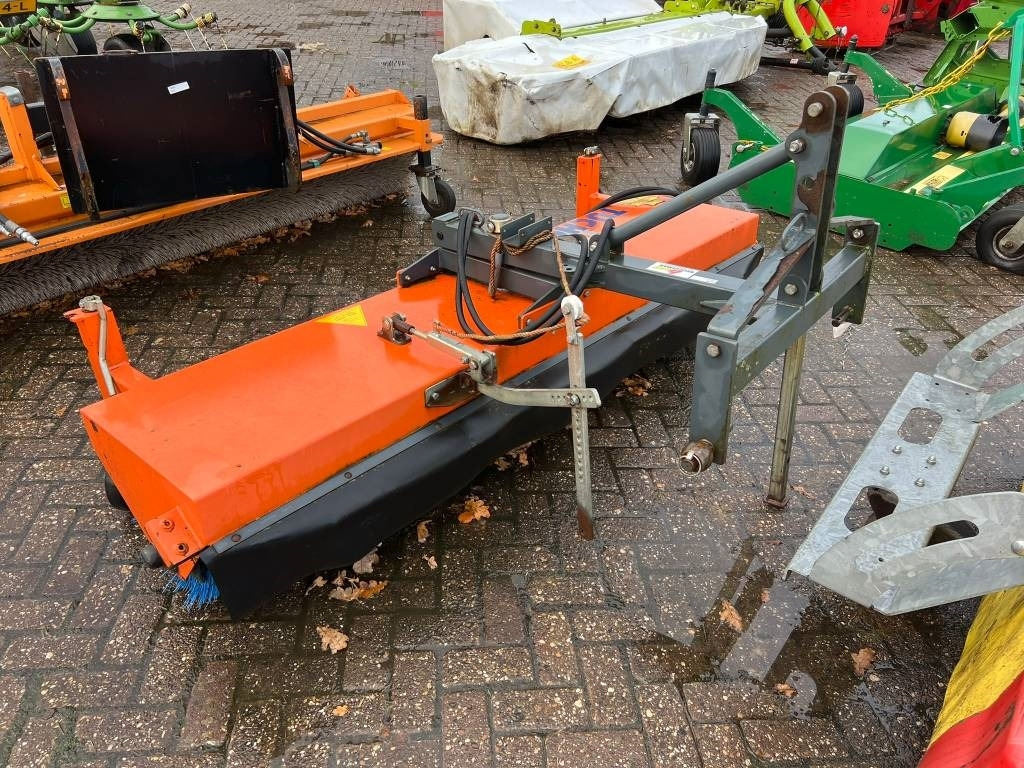 Tuchel EKM 230 HD veegmachine - Sopaggregat: bild 4 Tuchel EKM 230 HD veegmachine - Sopaggregat: bild 4