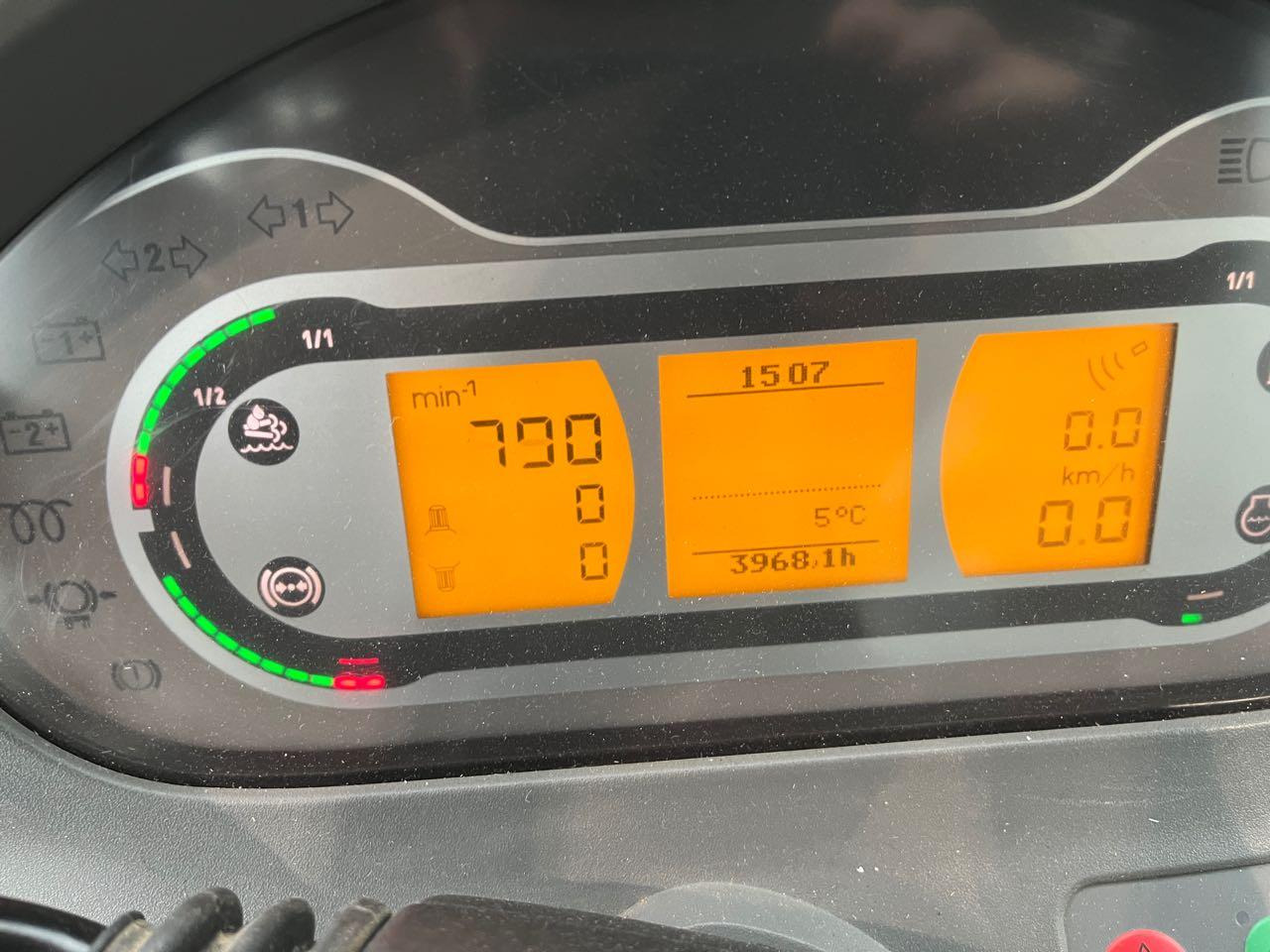 Fendt 720 Vario S4 ProfiPlus - Traktor: bild 5 Fendt 720 Vario S4 ProfiPlus - Traktor: bild 5