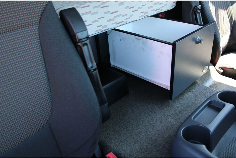 Kapellbil DAF CF 330 + EURO 6 + 6X2 STEERING: bild 10 Kapellbil DAF CF 330 + EURO 6 + 6X2 STEERING: bild 10