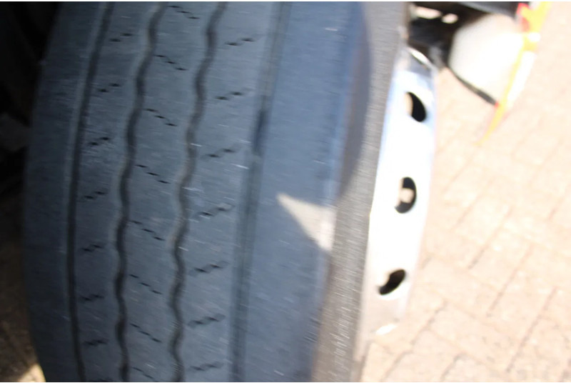 Dragbil DAF XF 105 105.410 + EURO 5+ 330 KM!!: bild 16 Dragbil DAF XF 105 105.410 + EURO 5+ 330 KM!!: bild 16