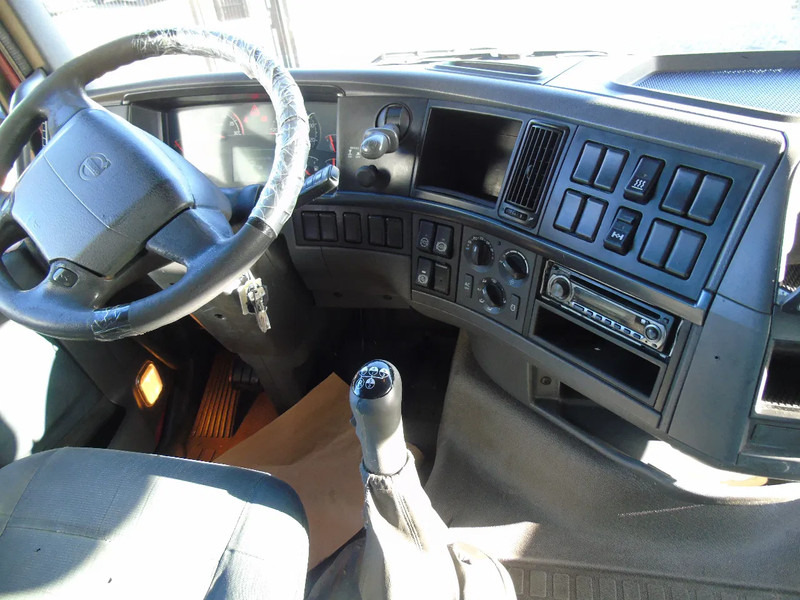 Volvo FH 460 + XL CABINE + EURO 5+ MANUAL - Dragbil: bild 5 Volvo FH 460 + XL CABINE + EURO 5+ MANUAL - Dragbil: bild 5