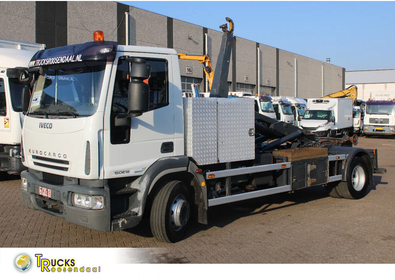 Iveco Eurocargo 150E18 + manual + 3p - Lastväxlare lastbil: bild 1 Iveco Eurocargo 150E18 + manual + 3p - Lastväxlare lastbil: bild 1