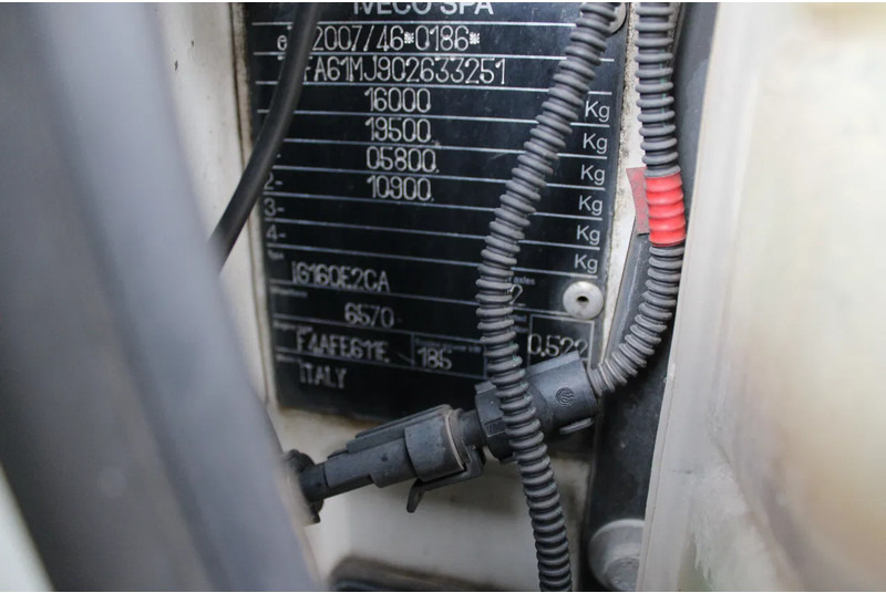 Lastbil med skåp Iveco Eurocargo 160e25 + lift + euro 6: bild 7 Lastbil med skåp Iveco Eurocargo 160e25 + lift + euro 6: bild 7