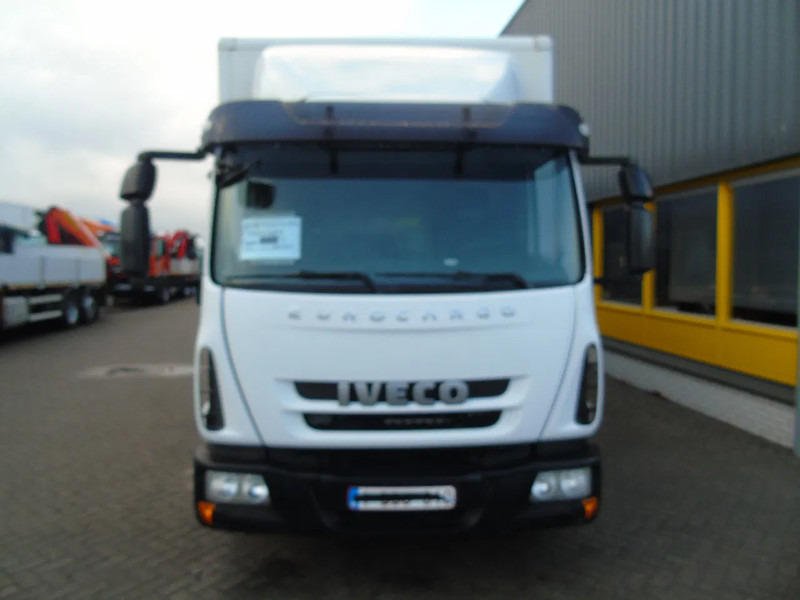 Iveco Eurocargo 80E18 + 3 SEATS - Lastbil med skåp: bild 2 Iveco Eurocargo 80E18 + 3 SEATS - Lastbil med skåp: bild 2