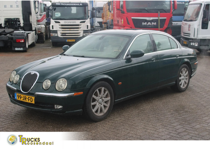 Jaguar S-TYPE 3.0 V6 EXECUTIVE +EURO 3 - Sedan: bild 1 Jaguar S-TYPE 3.0 V6 EXECUTIVE +EURO 3 - Sedan: bild 1