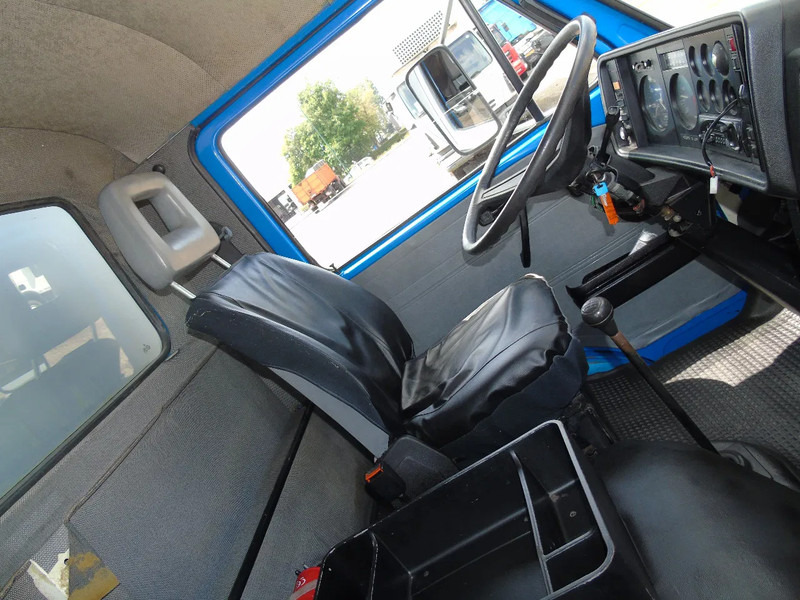 MAN 10 .150 + 2-3 HORSES + MANUAL - Hästbuss: bild 5 MAN 10 .150 + 2-3 HORSES + MANUAL - Hästbuss: bild 5