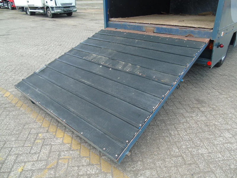 Hästbuss MAN 10 .150 + 2-3 HORSES + MANUAL: bild 6 Hästbuss MAN 10 .150 + 2-3 HORSES + MANUAL: bild 6