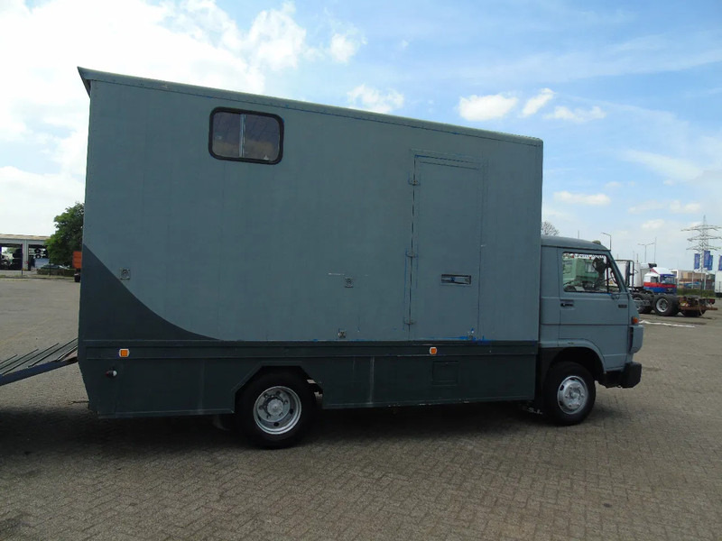 MAN 10 .150 + 2-3 HORSES + MANUAL - Hästbuss: bild 3 MAN 10 .150 + 2-3 HORSES + MANUAL - Hästbuss: bild 3