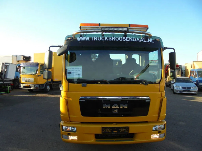 MAN TGL 12.220 + manual + full option+ BRIL + WINCH + Discounted from 42.950,- - Biltransportbil lastbil: bild 4 MAN TGL 12.220 + manual + full option+ BRIL + WINCH + Discounted from 42.950,- - Biltransportbil lastbil: bild 4