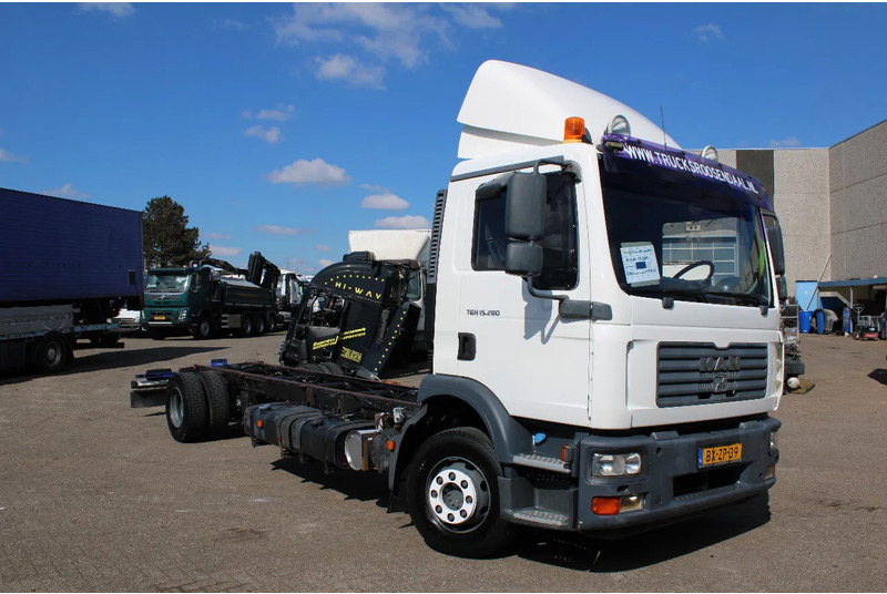 MAN TGM 12.280 + NICE TRUCK - Chassi lastbil: bild 3 MAN TGM 12.280 + NICE TRUCK - Chassi lastbil: bild 3