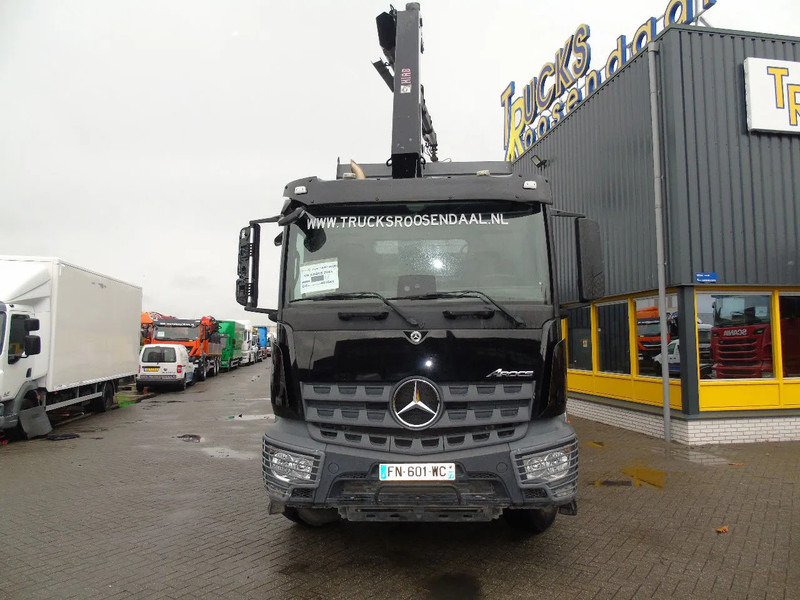 Mercedes-Benz Arocs 2643 + HIAB HIDUO 188B-3 + 6X4 + 3 SIDE TIPPER - Kranbil: bild 2 Mercedes-Benz Arocs 2643 + HIAB HIDUO 188B-3 + 6X4 + 3 SIDE TIPPER - Kranbil: bild 2
