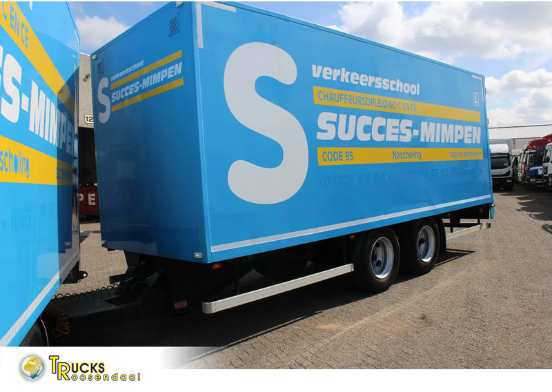 Pacton 2X AXLE + NICE TRAILER - Skåpsläp: bild 1 Pacton 2X AXLE + NICE TRAILER - Skåpsläp: bild 1