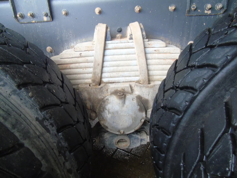 Renault Kerax 420 DCI + MANUAL + SPRING + 6X4 + PERFECT - Tippbil lastbil: bild 4 Renault Kerax 420 DCI + MANUAL + SPRING + 6X4 + PERFECT - Tippbil lastbil: bild 4