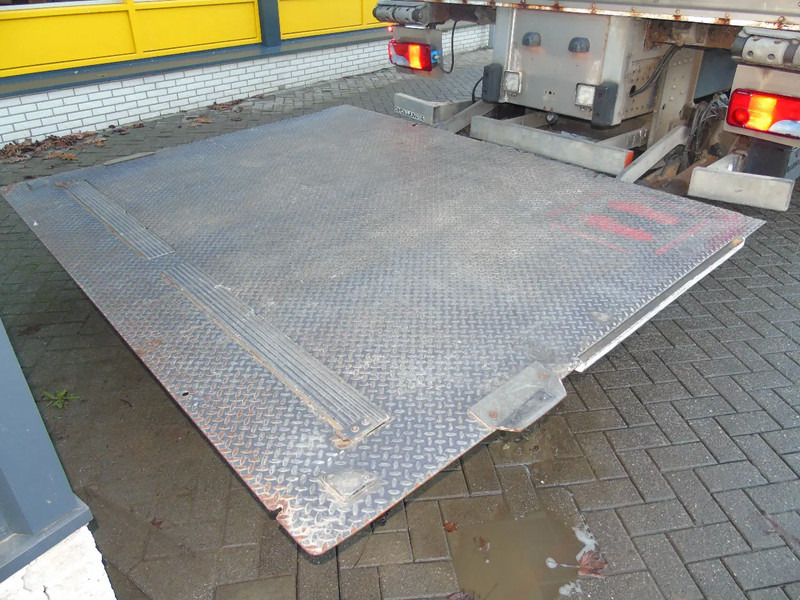 Scania P 310 + EURO 5 + LIFT + 19T - Lastbil med skåp: bild 4 Scania P 310 + EURO 5 + LIFT + 19T - Lastbil med skåp: bild 4