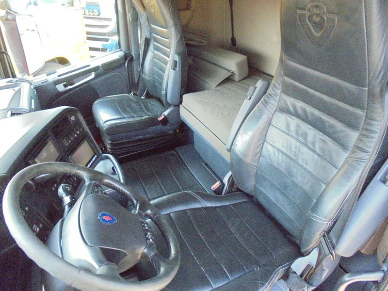 Scania R730 V8 + Euro 5 + Loglift 115Z + 6X4 + DISCOUNTED from 56.950,- !!! - Kranbil: bild 4 Scania R730 V8 + Euro 5 + Loglift 115Z + 6X4 + DISCOUNTED from 56.950,- !!! - Kranbil: bild 4