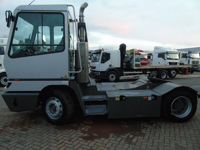 Terberg YT 182 fully funtion + perfect - Terminaltraktor: bild 3 Terberg YT 182 fully funtion + perfect - Terminaltraktor: bild 3