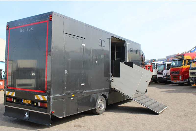 Volvo FL 614 + MANUAL + EURO 0 - Hästbuss: bild 4 Volvo FL 614 + MANUAL + EURO 0 - Hästbuss: bild 4